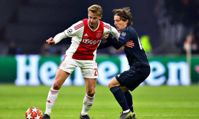 Frenkie de Jong si Luka Modric