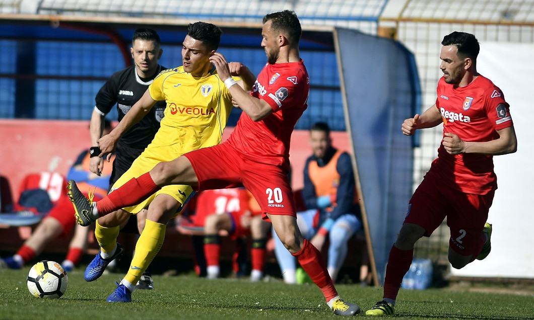 FOTBAL:CHINDIA TARGOVISTE-PETROLUL PLOIESTI, LIGA 2 CASA PARIURILOR (10.03.2019)