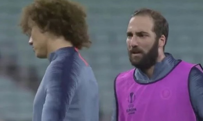 higuain-luiz