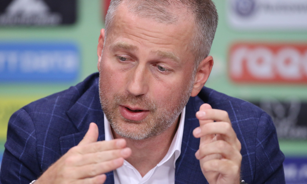 FOTBAL: CFR CLUJ - CONFERINTA DE PRESA PREZENTARE EDI IORDANESCU