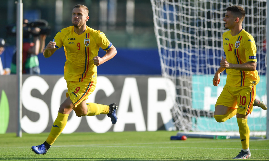 Romania - Croatia. Puscas si Ianis Hagi