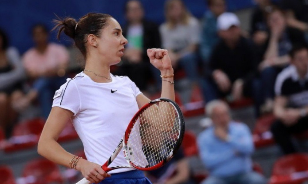 Wimbledon 2019 Mihaela BuzÄƒrnescu A Aflat De La Reporteri CÄƒ O Va Intalni Pe Simona Halep Prima ReacÈ›ie A Lui Miki