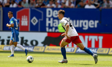 Hamburger SV v SV Darmstadt 98 - Second Bundesliga