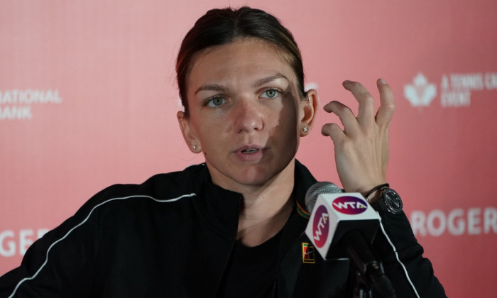 simona halep bun