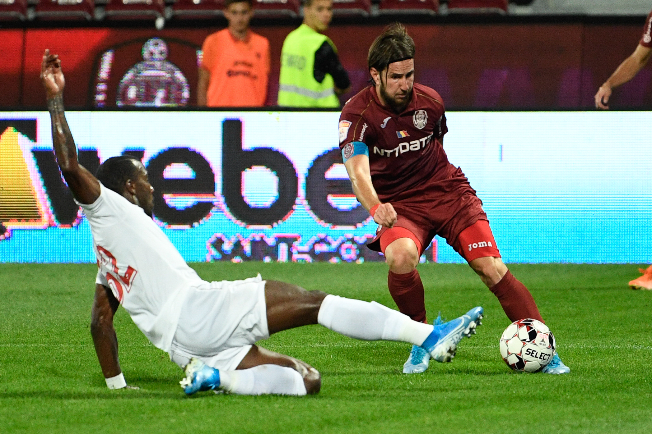 Hermannstadt - CFR Cluj 0-0, ACUM, la Digi Sport 1. Echipele de start
