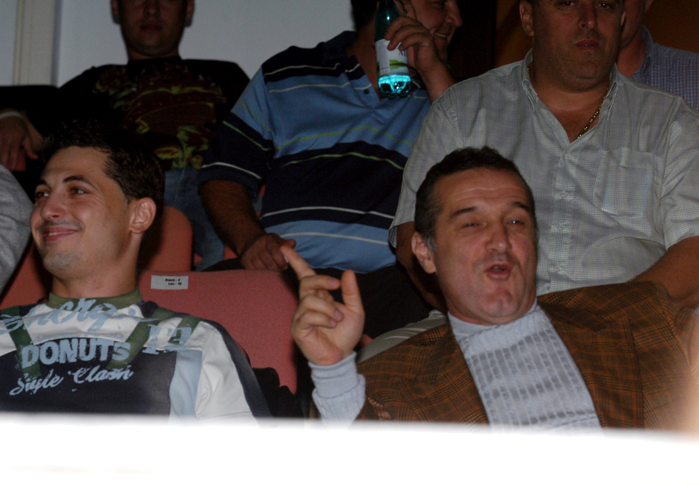 Imagine Stire Gigi Becali l-a sunat pe Mirel Rădoi | 2review.ro
