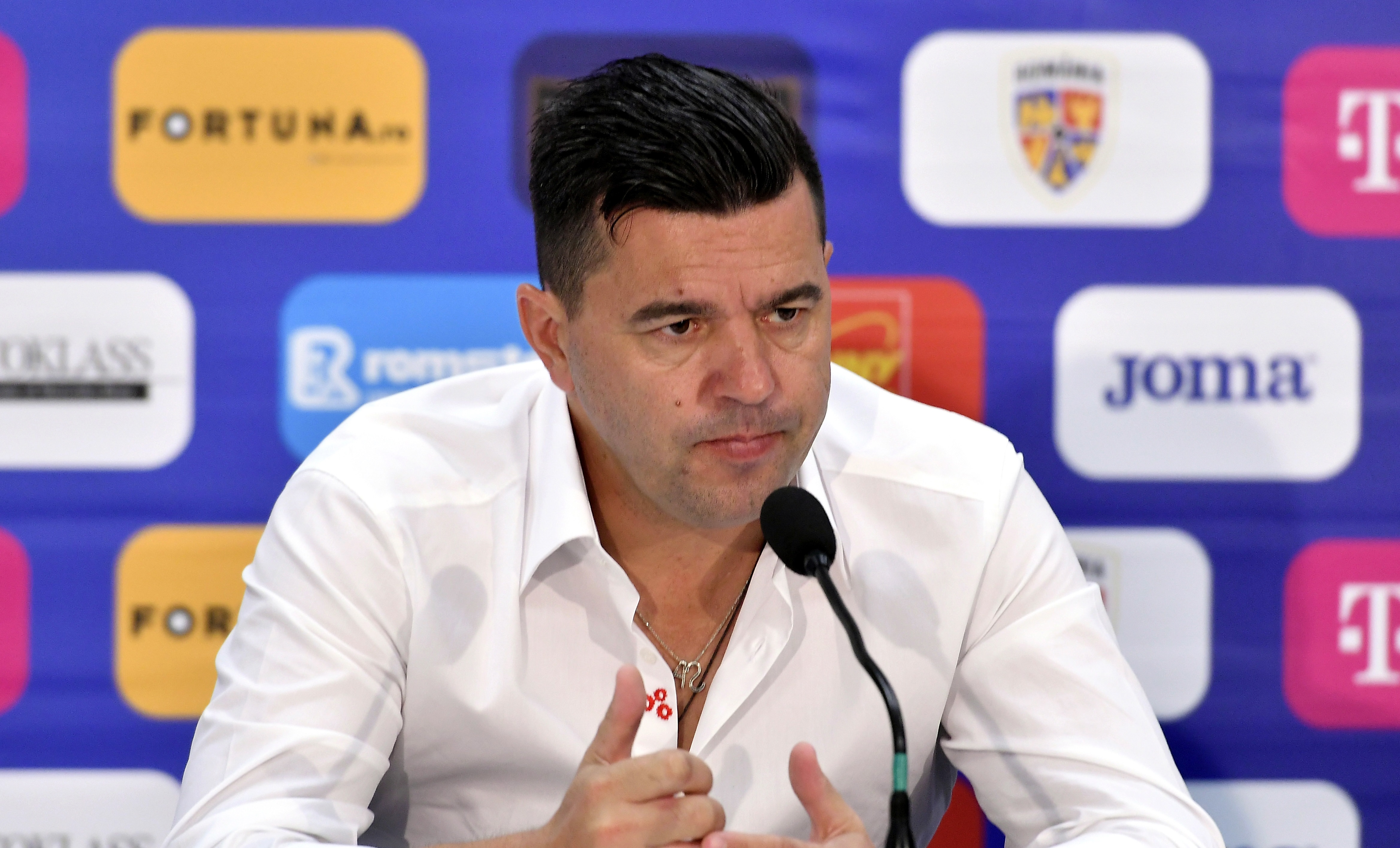 Imagine Stire Cosmin Contra le pune frână celor de la Universitatea Craiova, după câștigarea titlului: Nu putem face asta | 2review.ro