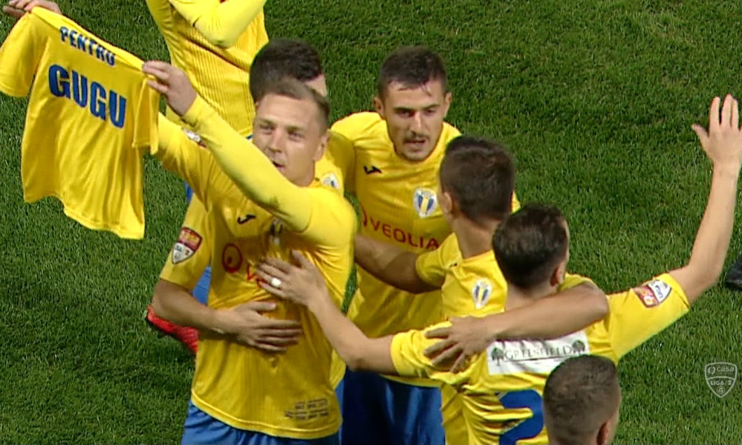 bucurie petrolul