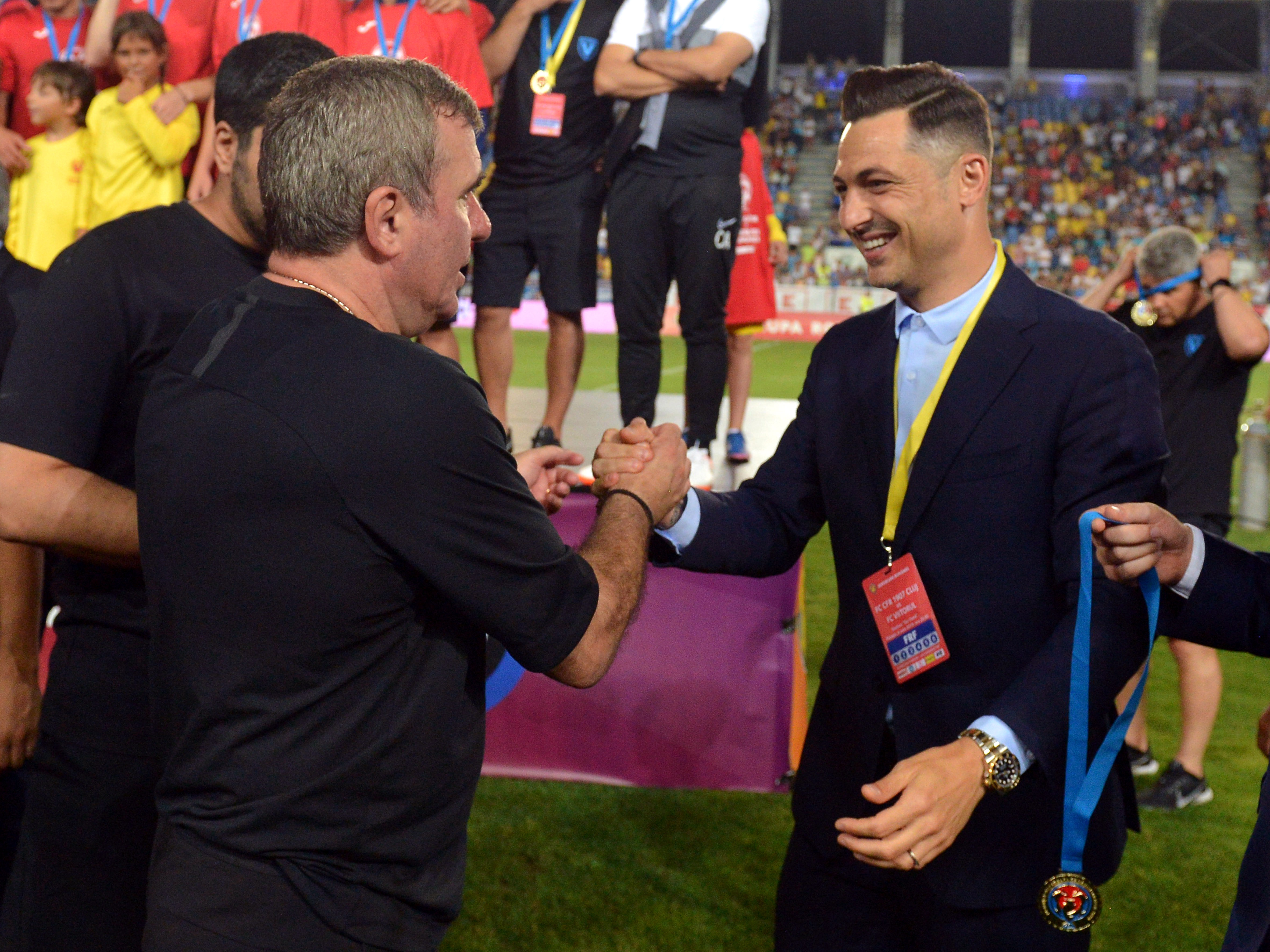 Imagine Stire Mirel Rădoi vrea ca FCSB să preia modelul Academiei Hagi: ”Încercăm să copiem de la cei mai buni” | 2review.ro