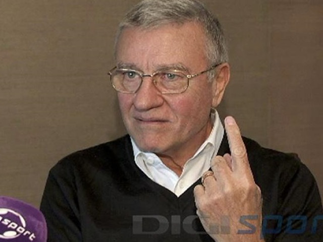 Poza pentru articolul Mircea Sandu, semnal de alarmă pentru FRF