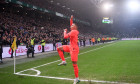 Le PSG bat l'AS Saint Etienne 4 - 0 au stade Geoffroy-Guichard à Saint-Etienne