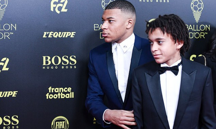 kylian mbappe si Ethan Mbappe. Foto Mail Online