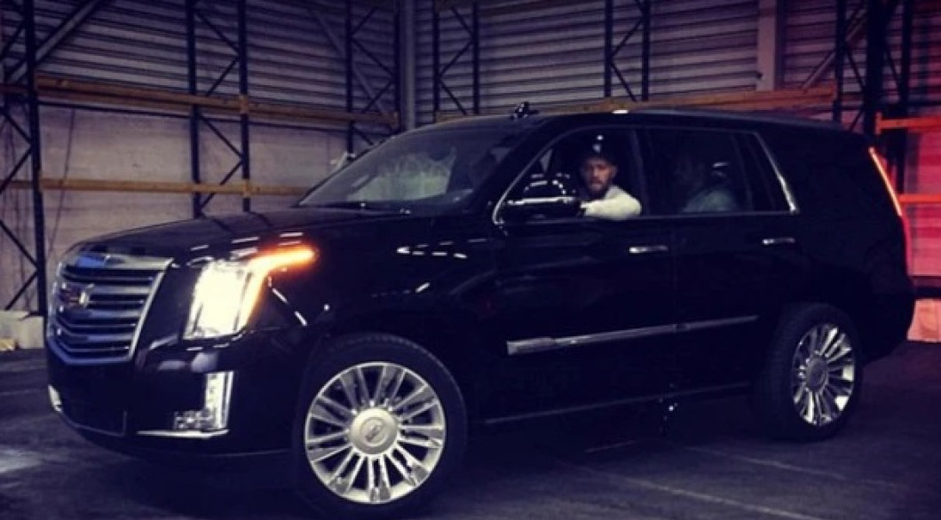 CADILLAC ESCALADE
