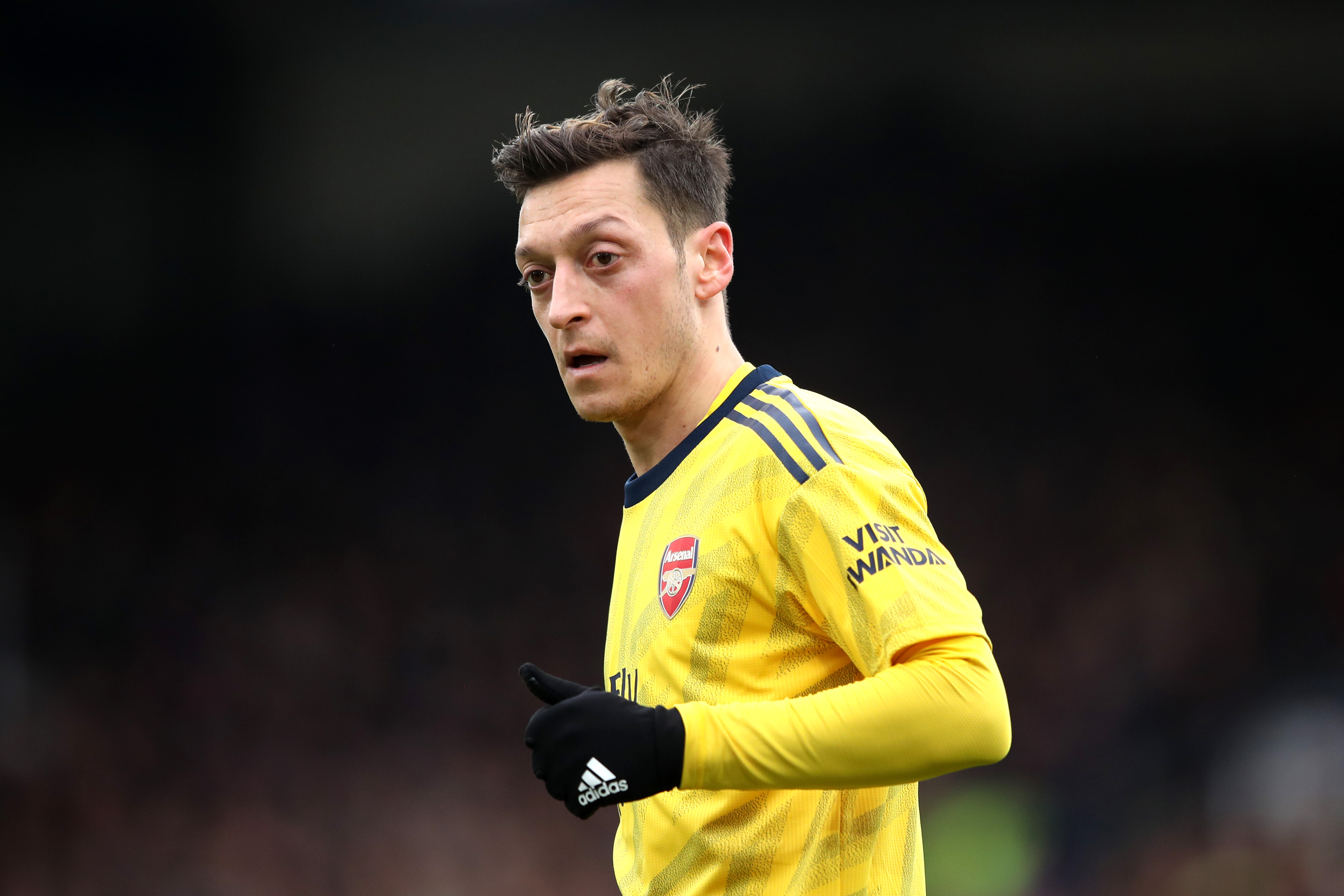 Strigătul unui fotbalist care se simte nedreptățit. Arsenal îl șicanează, Ozil reacționează!