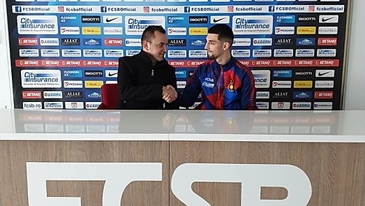 FCSB a transferat un atacant de 18 ani