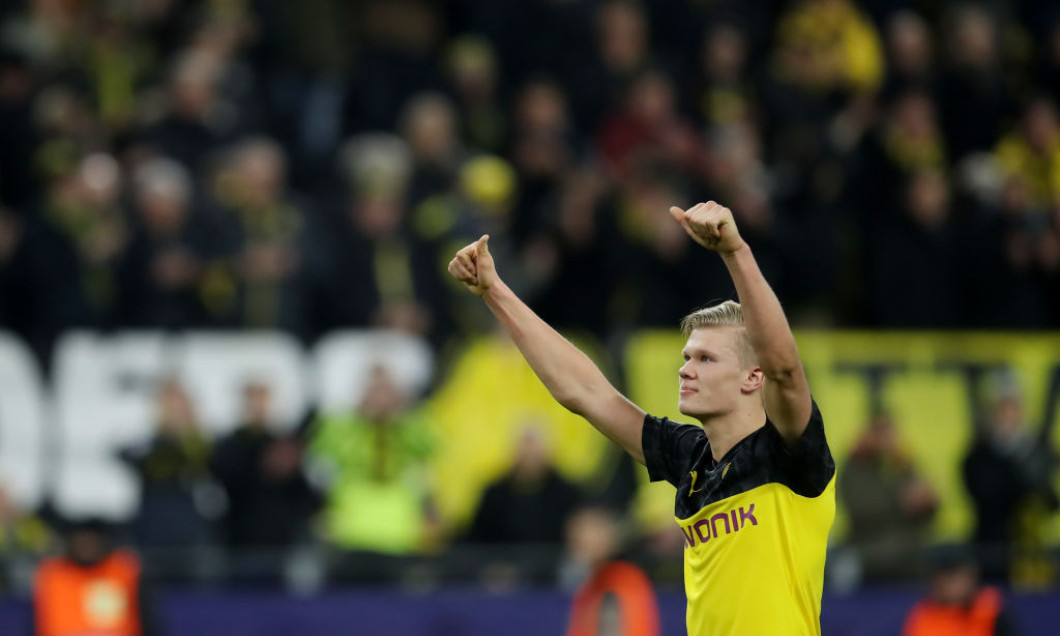 Borussia Dortmund v Paris Saint-Germain - UEFA Champions League Round of 16: First Leg