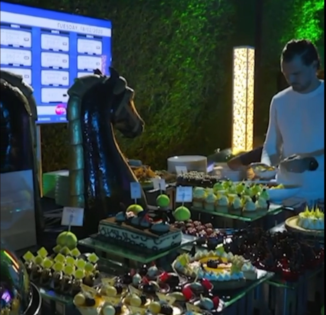 petrecere dubai mancare