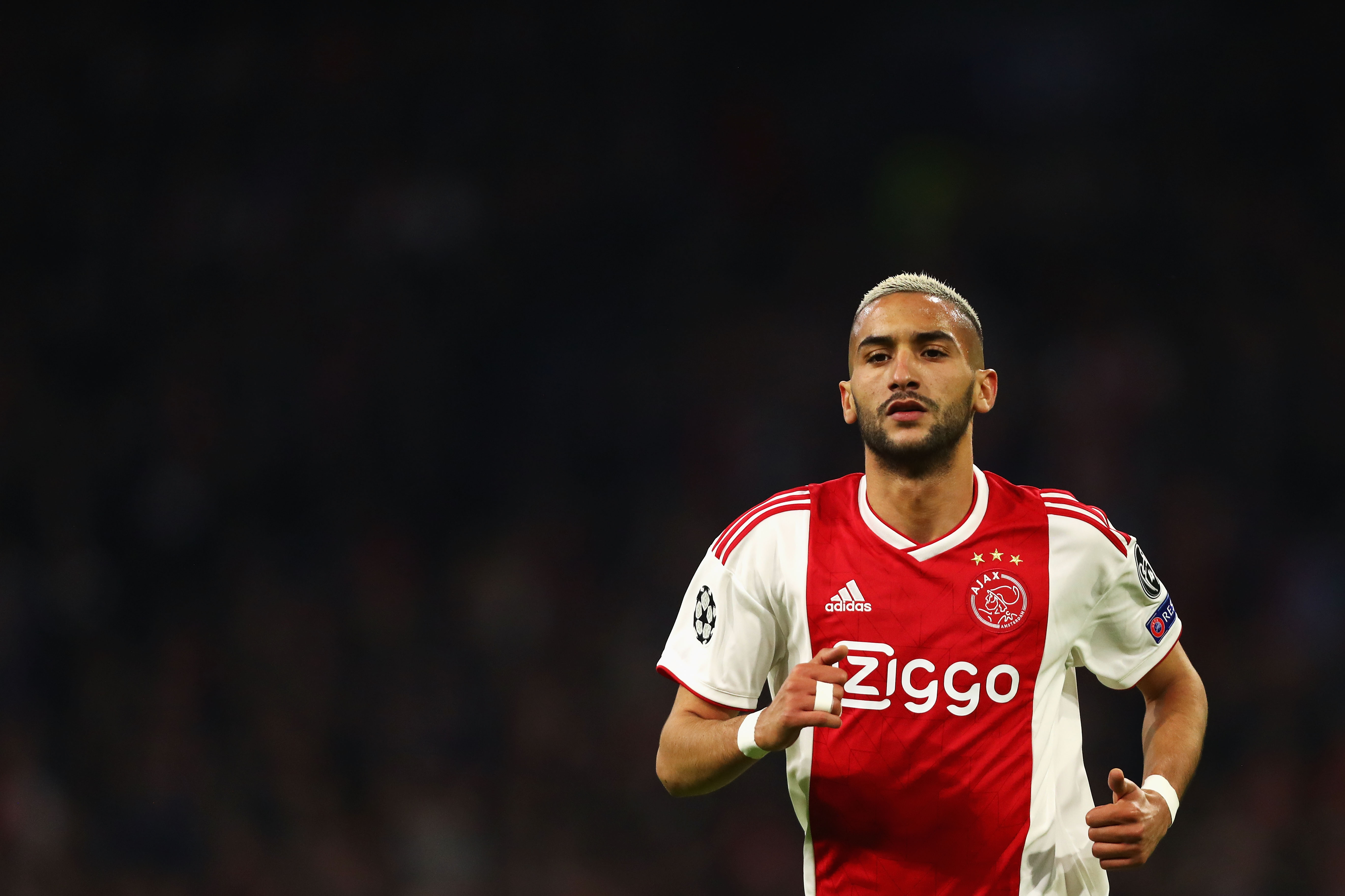 Patru jucători, OUT de la Chelsea după transferul lui Hakim Ziyech pe Stamford Bridge