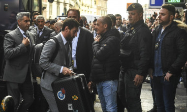 Arrival of the Barcelona football team in Naples