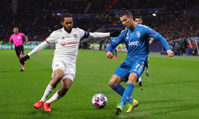 Olympique Lyon v Juventus - UEFA Champions League Round of 16: First Leg