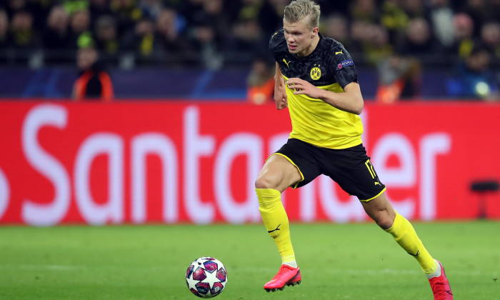 Borussia Dortmund v Paris Saint-Germain - UEFA Champions League Round of 16: First Leg