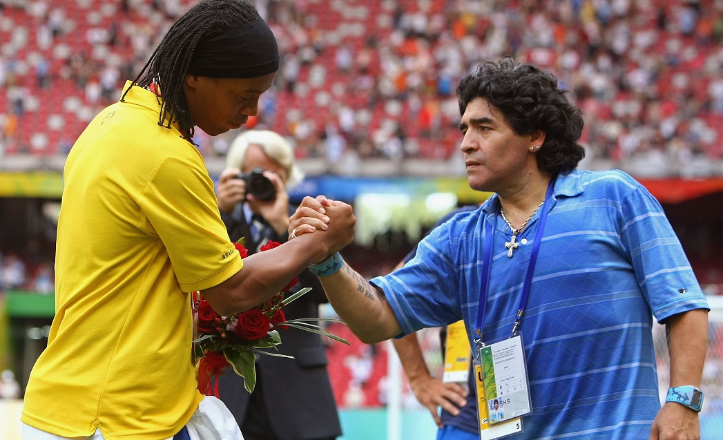 Diego Maradona, mesaj impresionant de susţinere pentru Ronaldinho, care a fost reţinut în Paraguay