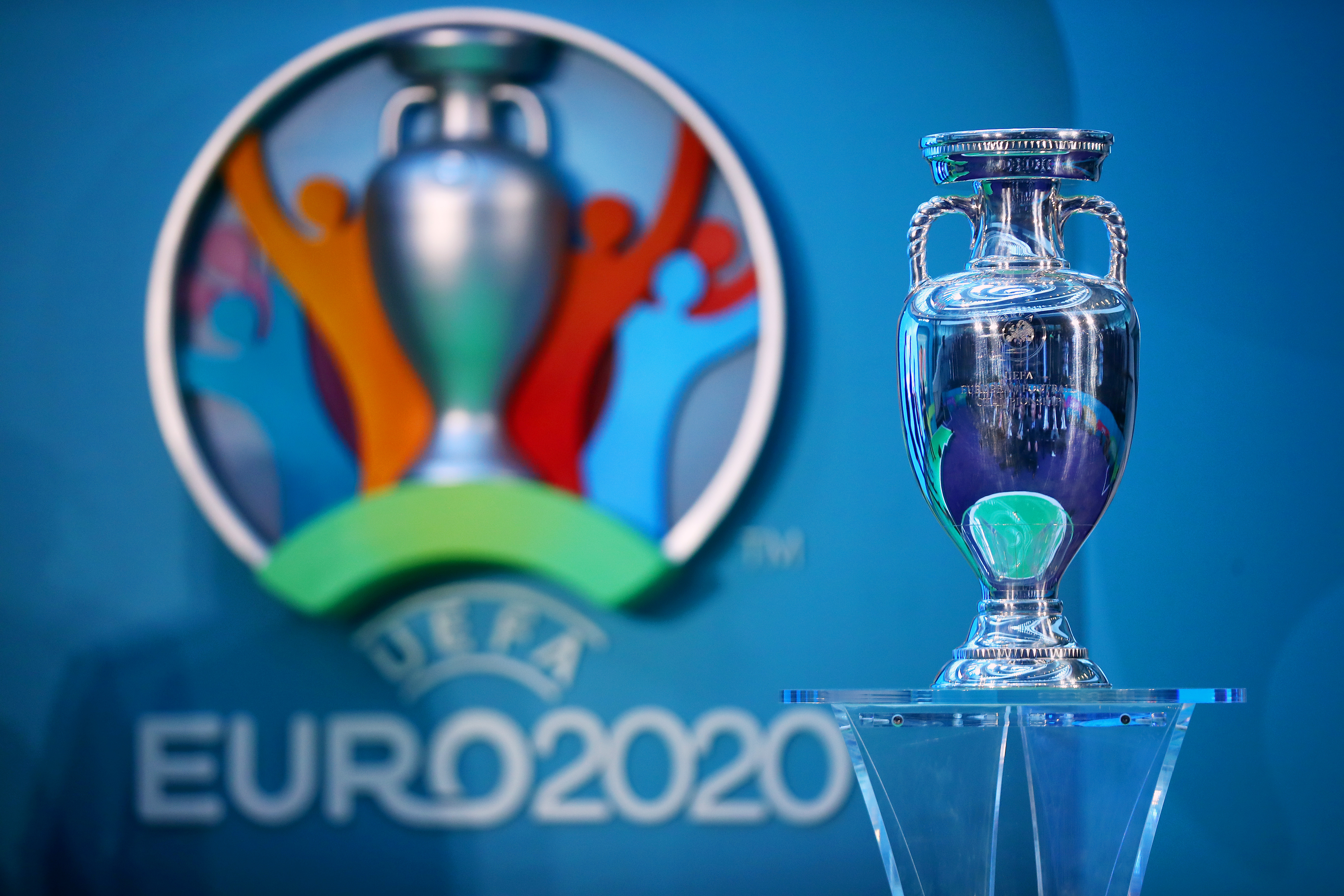 Dovada clară că EURO 2020 va fi amânat! UEFA a anulat toate rezervările de la hotelelurile dintr-o țară organizatore