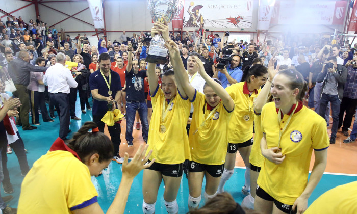 VOLEI FEMININ: CS VOLEI ALBA BLAJ - CSM TARGOVISTE, FINALA DIVIZ