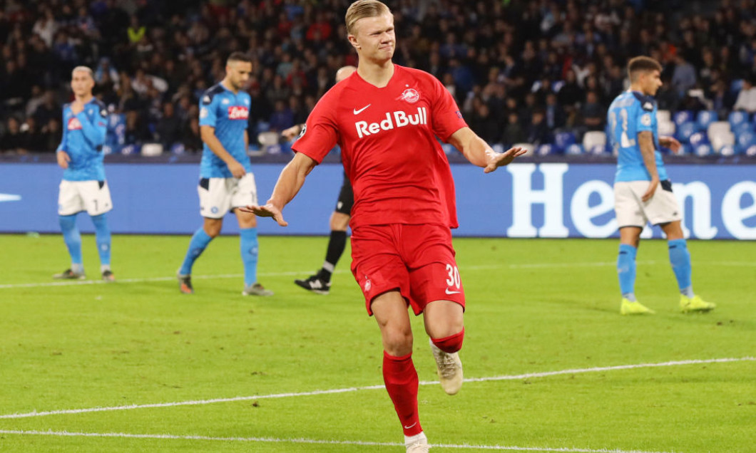 SSC Napoli v RB Salzburg: Group E - UEFA Champions League
