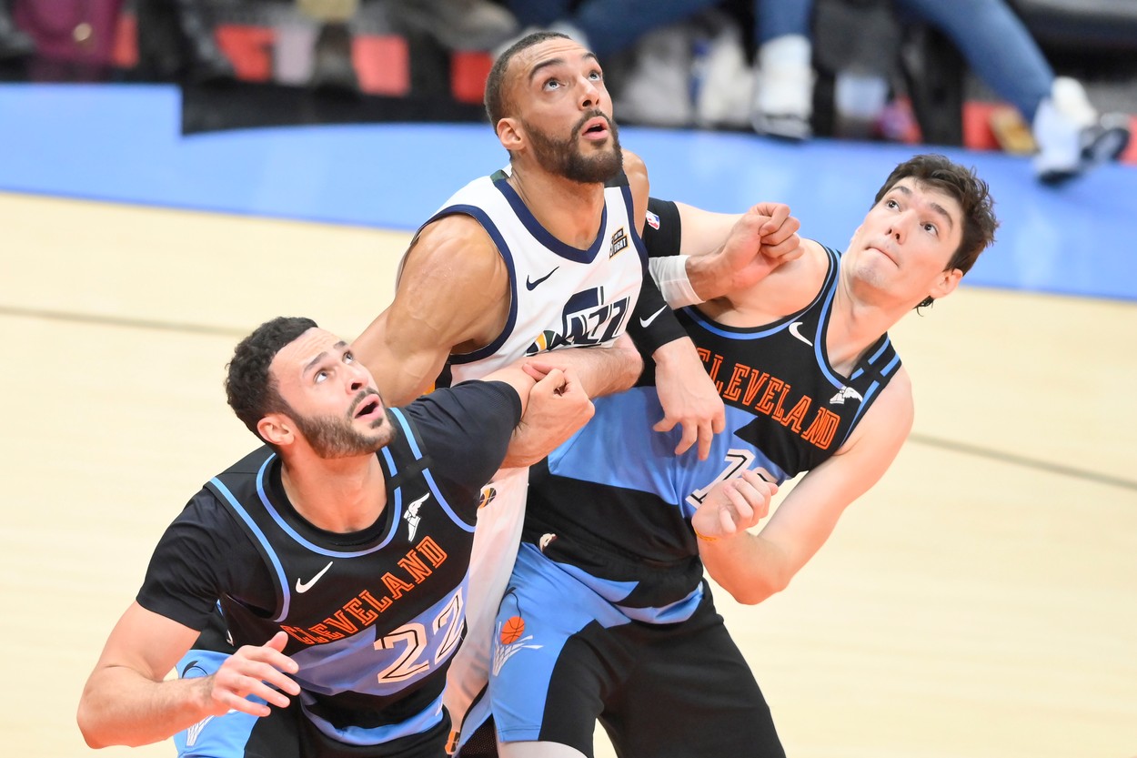 Arogantul Rudy Gobert îşi cere scuze după ce a râs de oamenii speriaţi de COVID-19