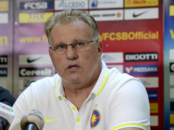 FOTBAL:CONFERINTA DE PRESA STEAUA BUCURESTI, LIGA CAMPIONILOR TURUL 3 (28.07.2015)