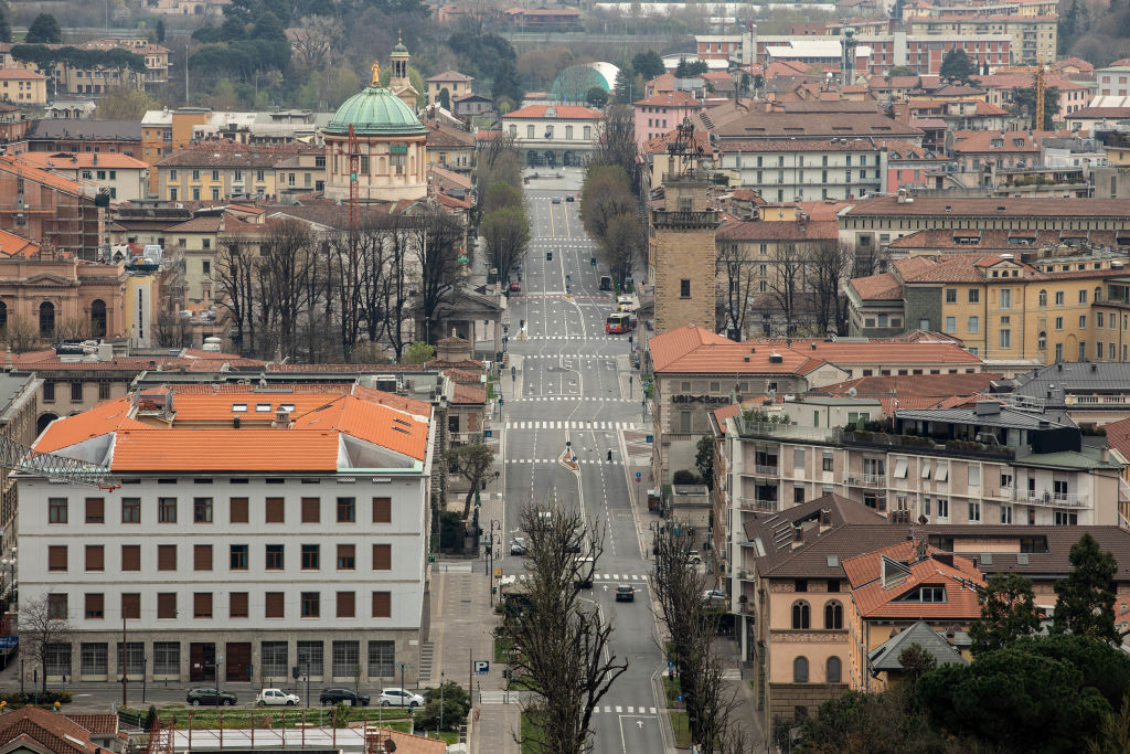 Bilanţ tragic în Italia. Mai multe voci susţin acelaşi lucru: a fost o adevărată bombă biologică. Lumea habar n-avea!