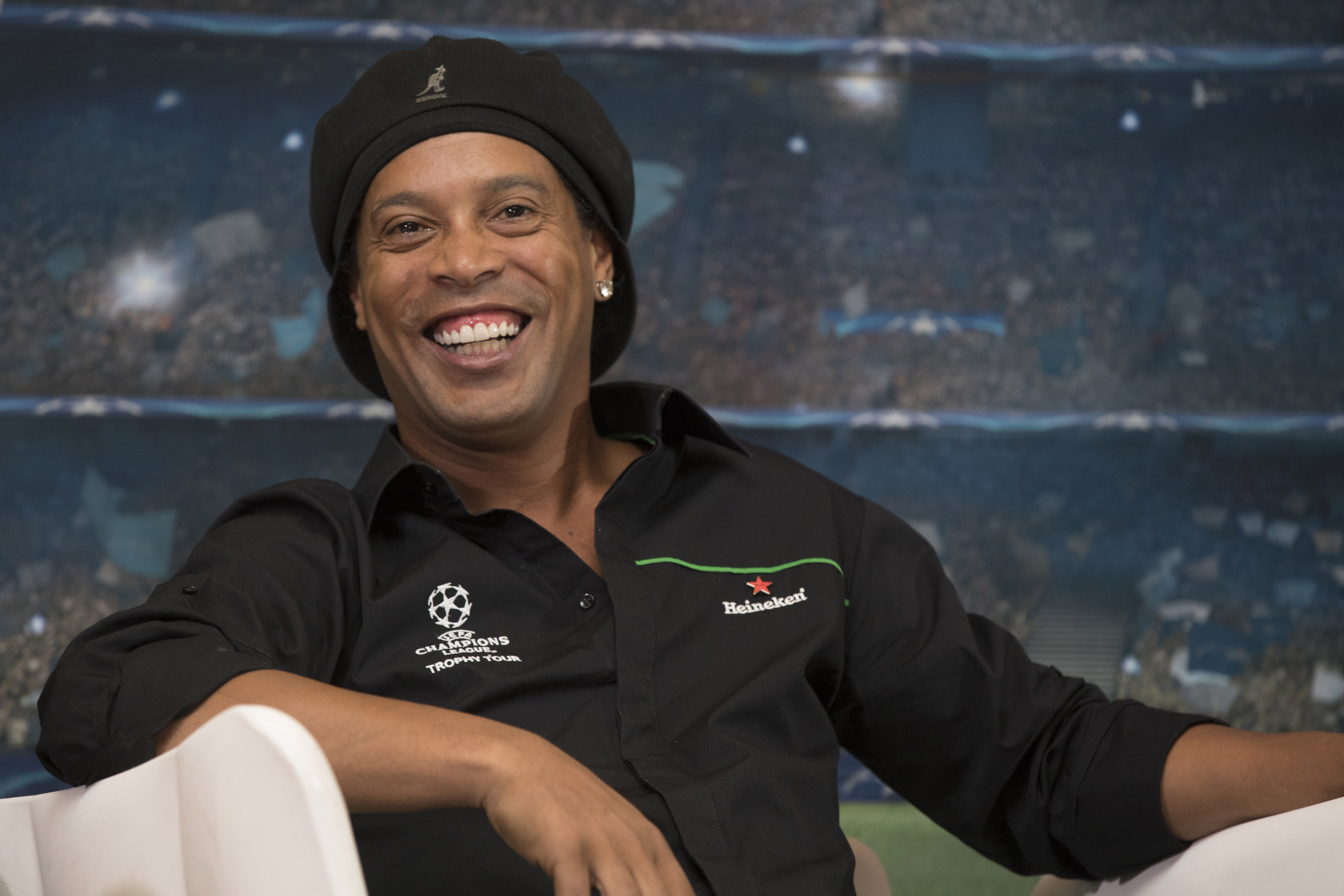 Ronaldinho a fost eliberat! A ieșit din închisoare, dar problemele nu s-au terminat! Ce urmează pentru fostul Balon de Aur