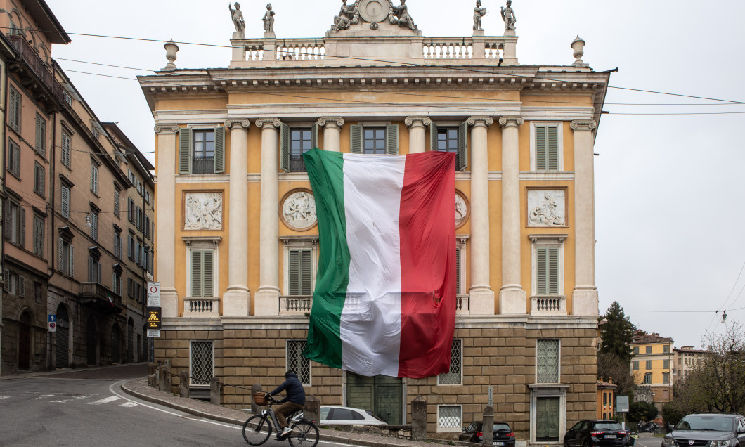 Italy Extends Coronavirus Lockdown