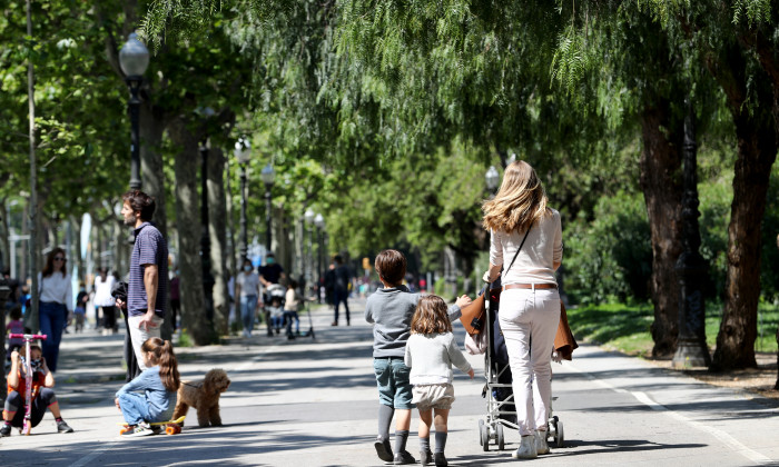 Spain Allows Children To Go Outside, Easing Lockdown Rule