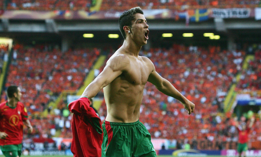 Euro 2004: Portugal v Holland
