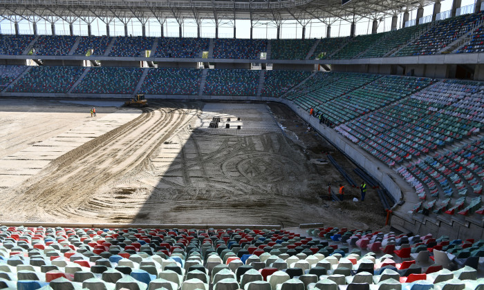 LUCRARI DE CONSTRUCTIE LA STADIONUL GHENCEA DIN BUCURESTI (28.04.2020)