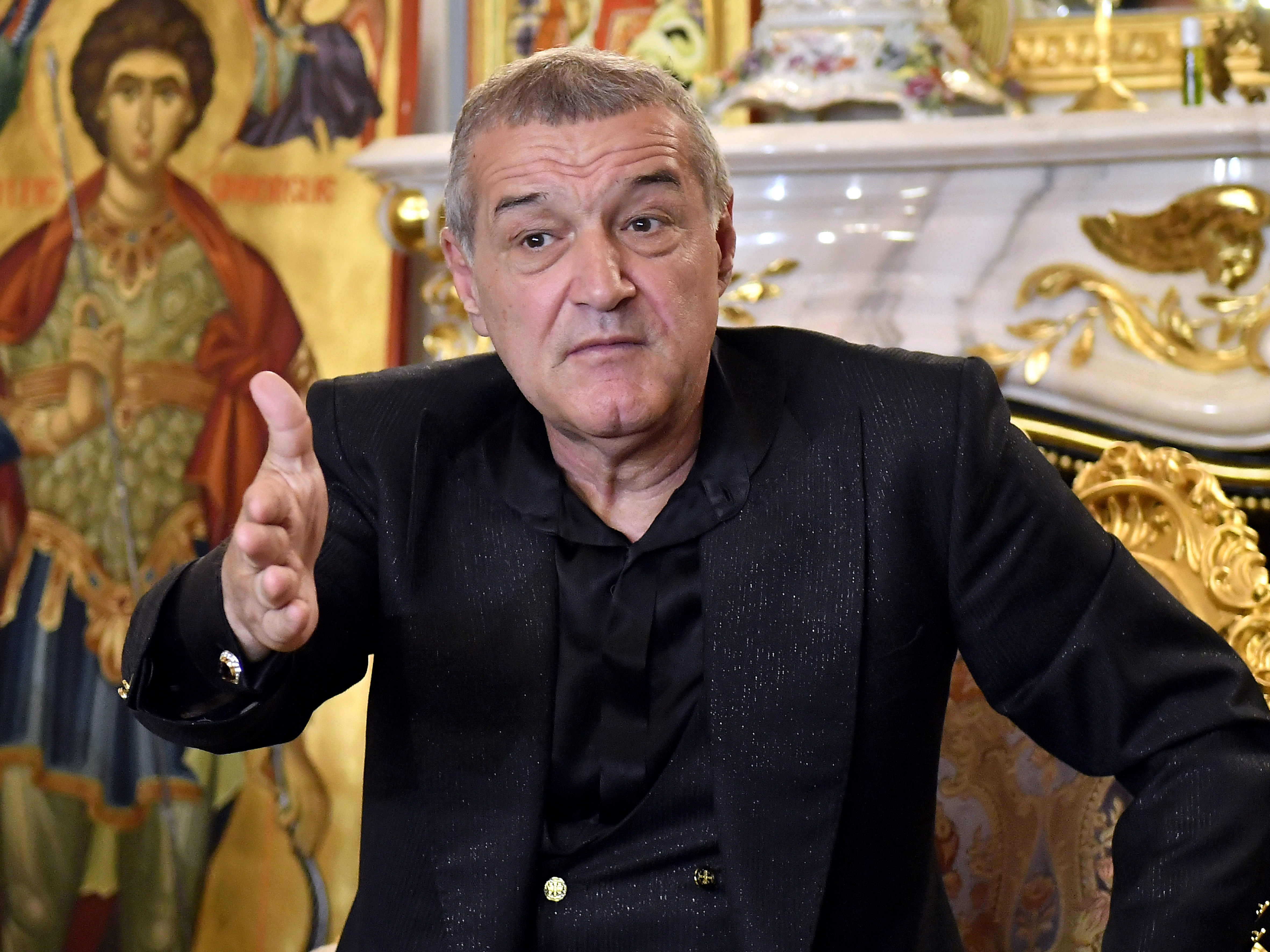 Liviu Ciobotariu, noul antrenor de la FCSB? Gigi Becali a dat răspunsul