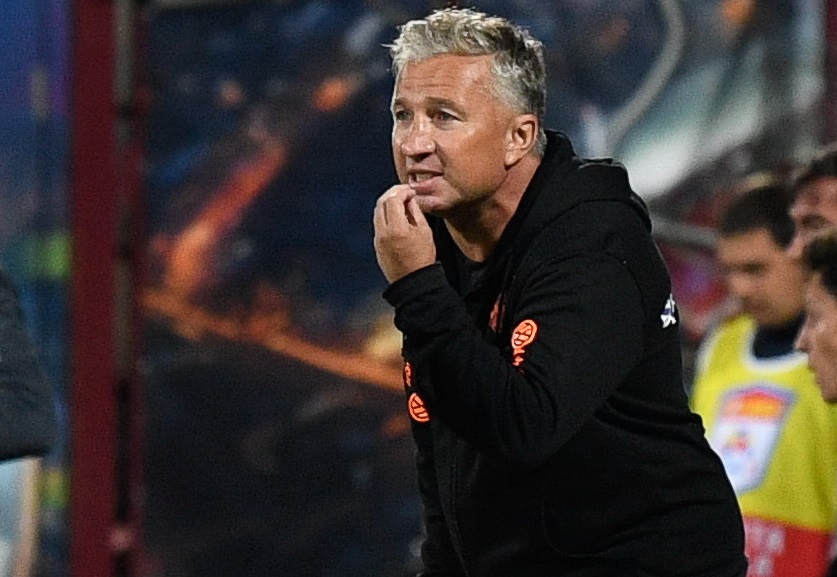 Dan Petrescu este un maniac, nu a avut pauză deloc! Care este programul zilnic de lucru al antrenorului de la CFR Cluj