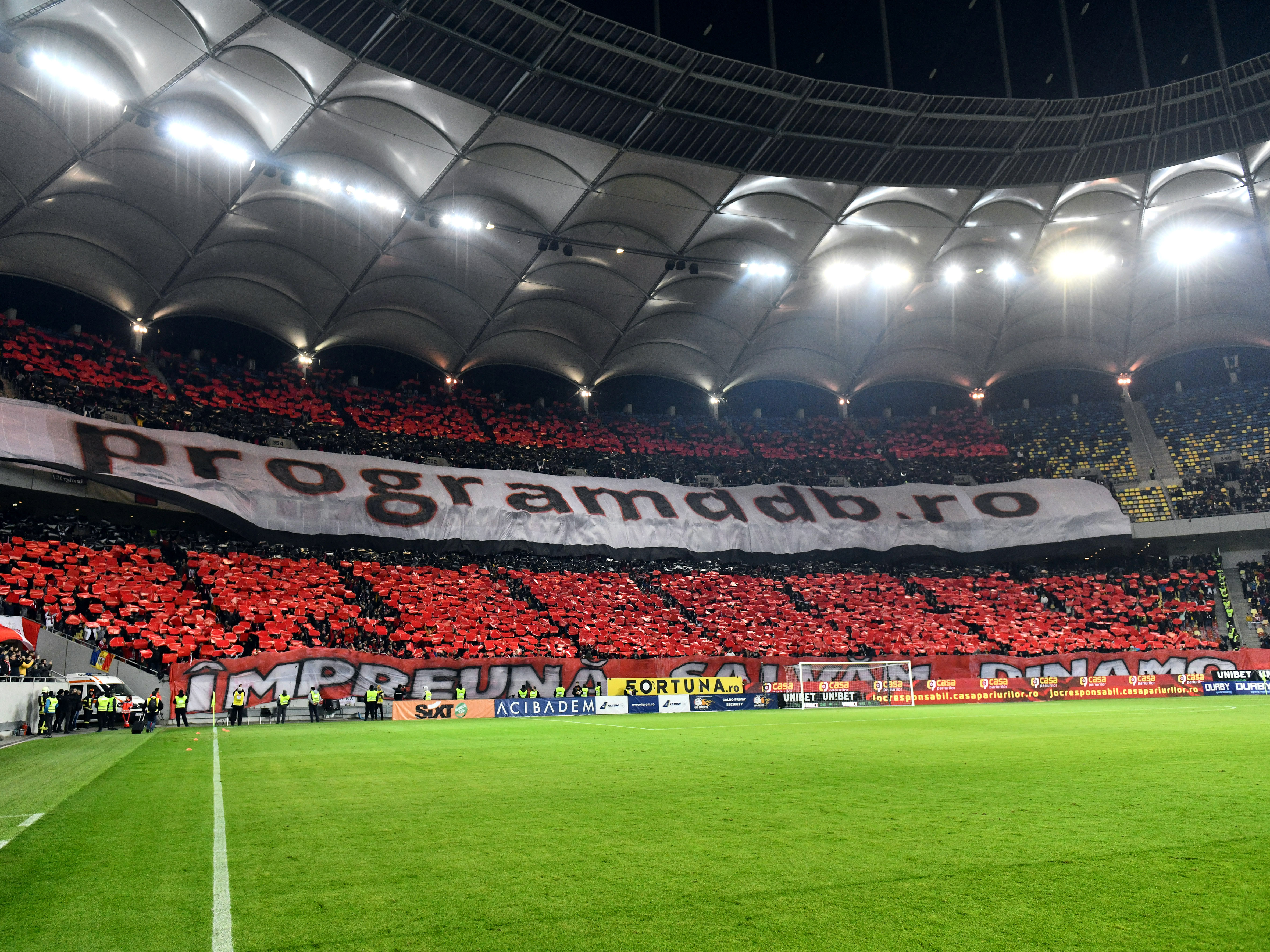 Sold-out la Dinamo - Chindia! Toate biletele au fost vândute în doar 24 de ore