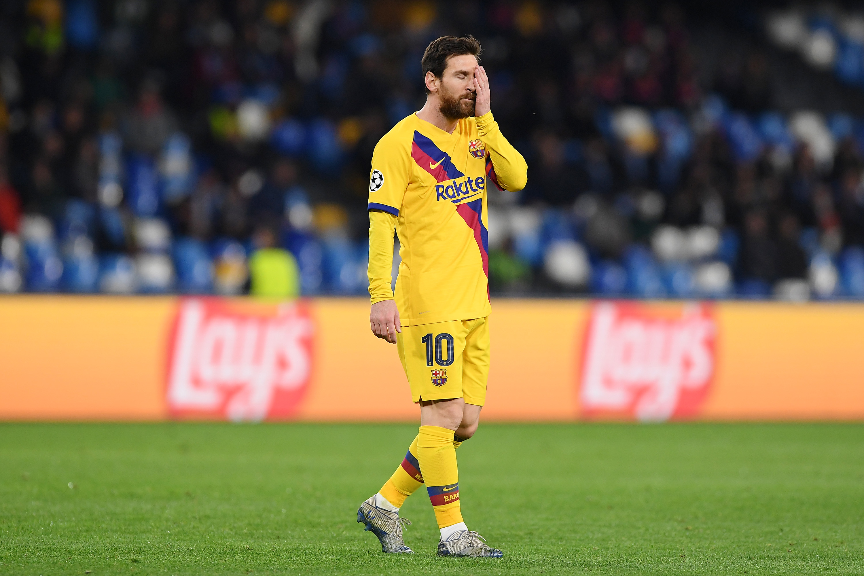 Prea nervos!? Messi a fost respins de trei ori la controlul temperaturii înainte să poată intra