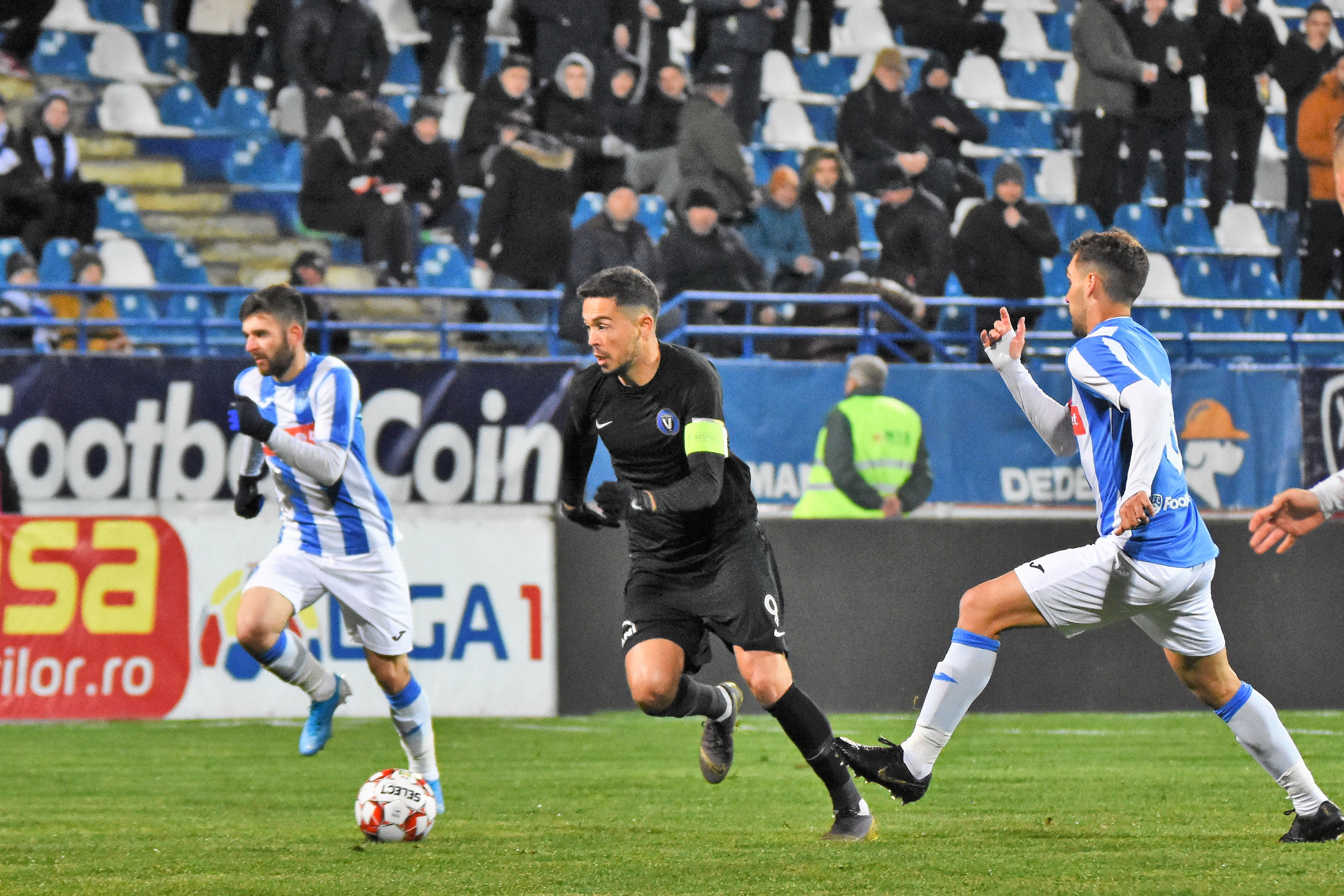 Șapte cluburi din Liga 1, cerere radicală către LPF! Argumentele aduse + precedentul folosit