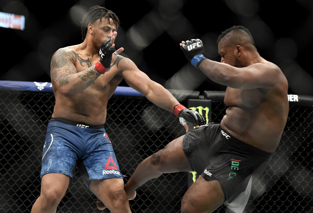 UFC 249 Hardy v De Castro