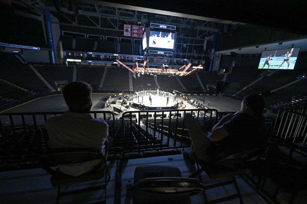 UFC 249 Esparza v Waterson