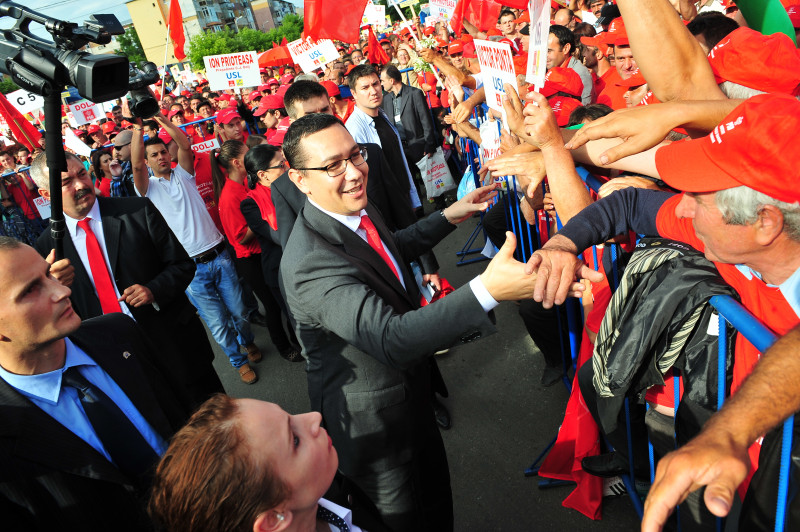 Victor Ponta spune că PSD va susține întoarcerea la votul pe liste | MEDIAFAX FOTO