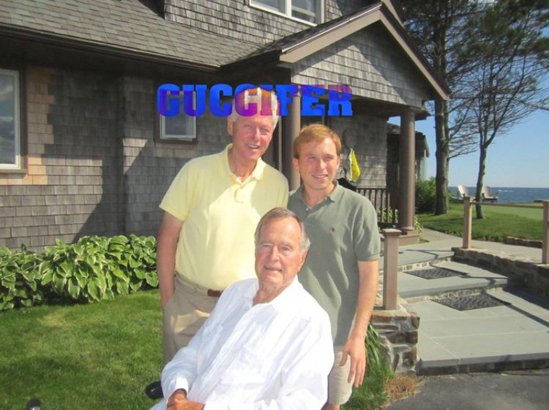 Fotografii și e mail-uri ale lui George H. W. Bush, sustrase de un hacker FOTO: thesmokinggun.com
