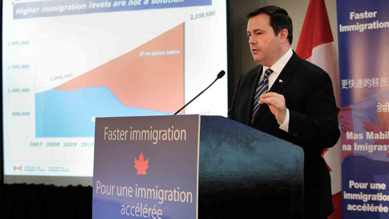 ministrul canadian imigrare kenney