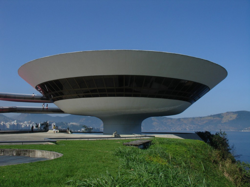 Museu de Arte Contemporânea de Niterói | wikipedia.org