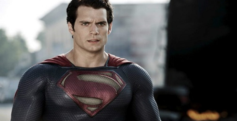 henry-cavill-superman-suit
