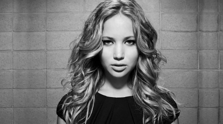 Jennifer-Lawrence-Stalker-Deemed-Dangerous-919-2